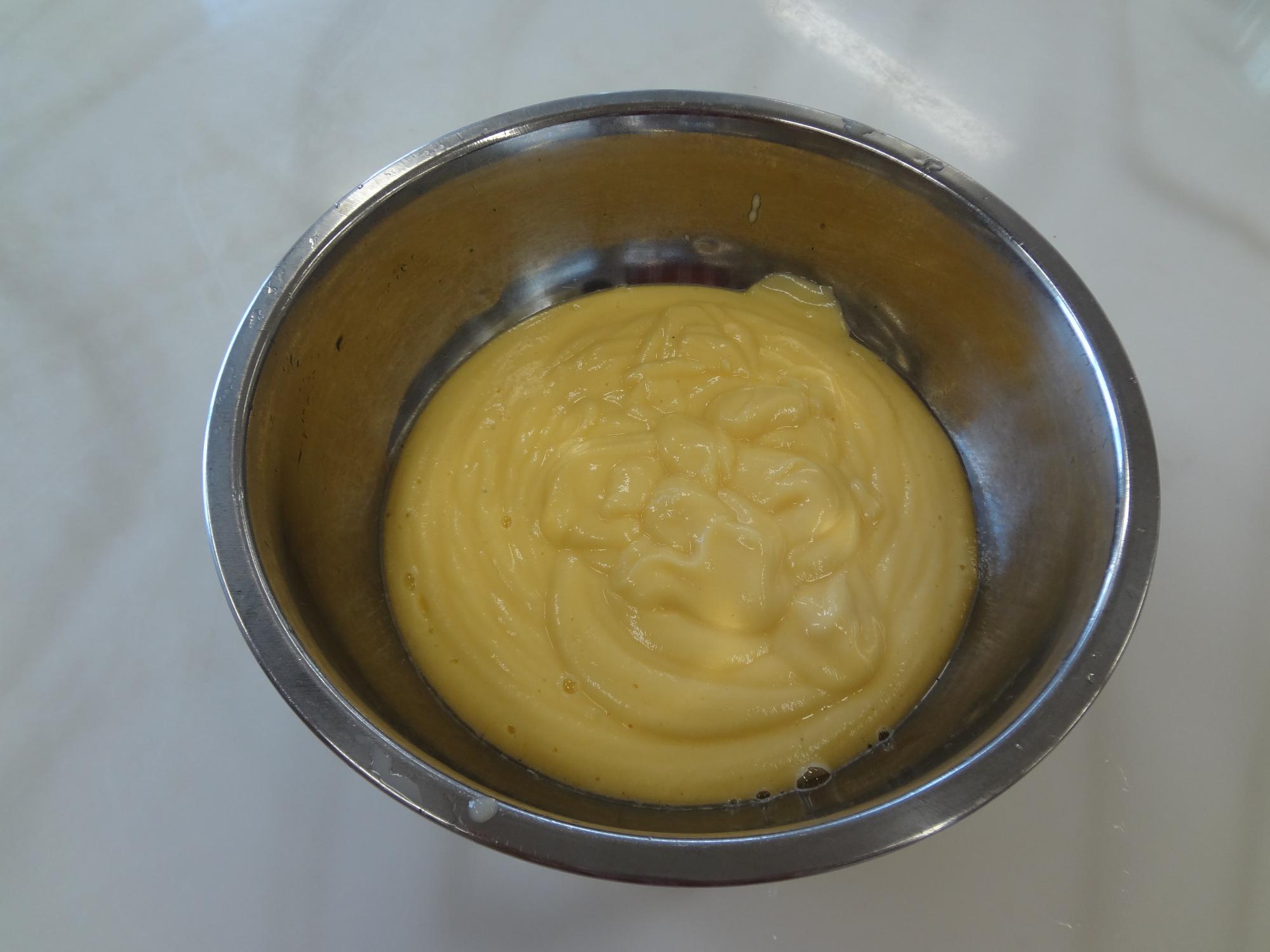 ボールにいれた各班された材料の写真